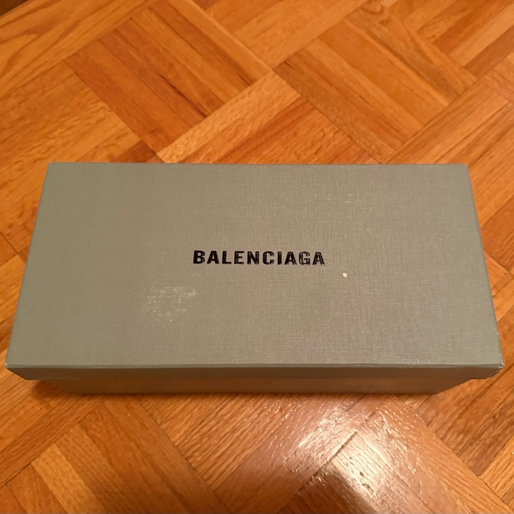 Balenciaga Light grey Box